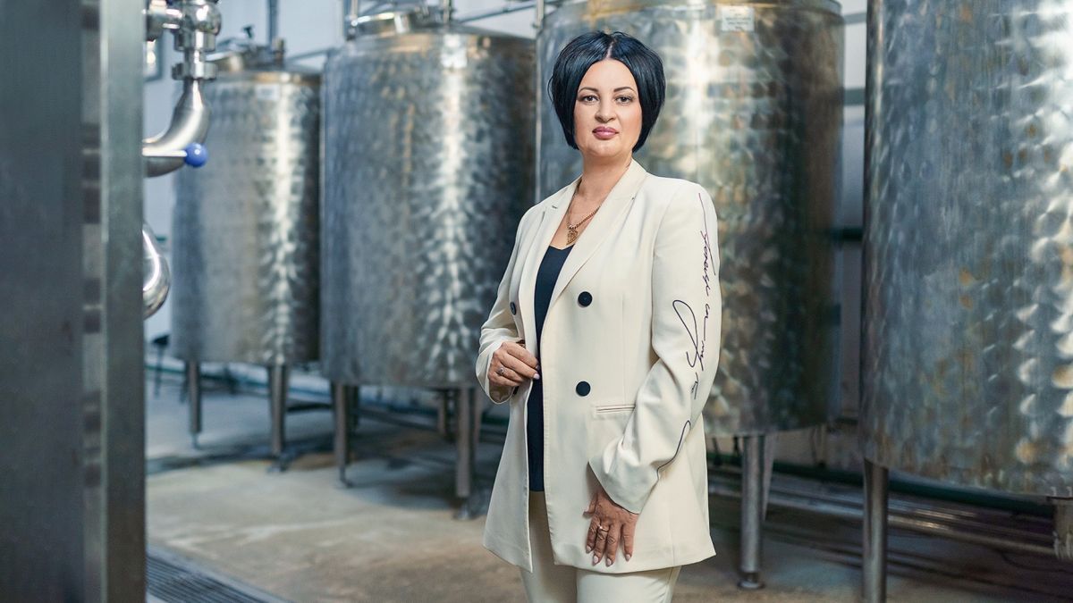 Как производят воду "Свежесть Алтая" и причем тут серебро: интервью с директором
