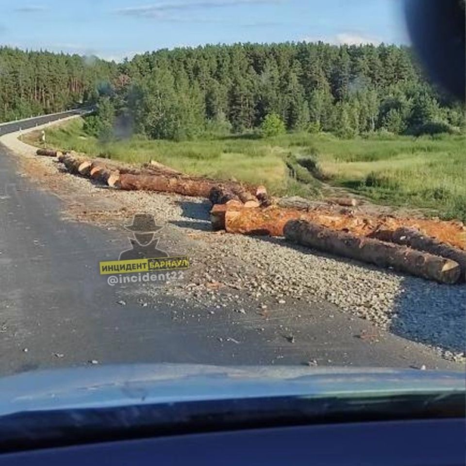 Авария на дороге в Павловске 