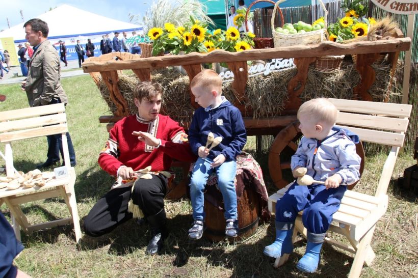 День сибирского поля с Россельхозбанком Фото:Виталий Барабаш