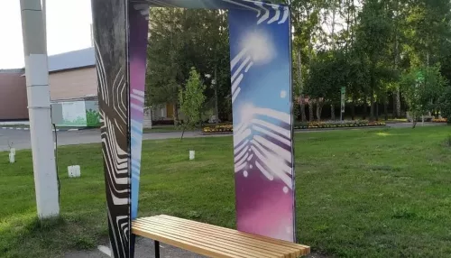 В барнаульском парке появился светящийся арт-объект для селфи