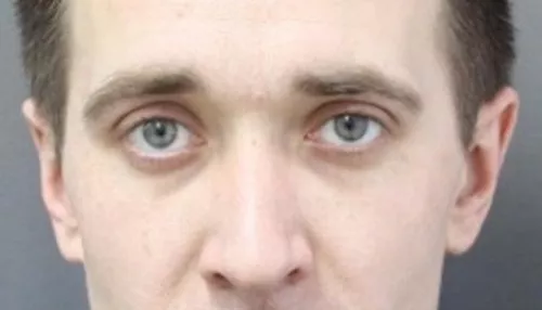 В Алтайском крае ищут преступника на синем мотоцикле