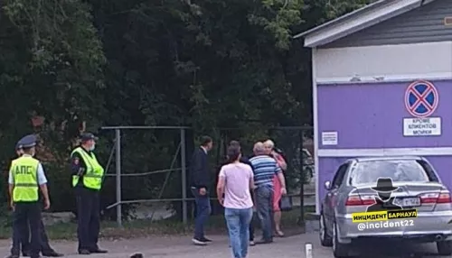 Задавила знакомого, пытаясь остановить драку: подробности ДТП в Барнауле