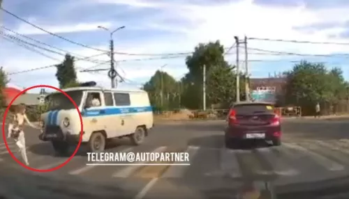 В Иванове полицейский на служебном автомобиле сбил подростка