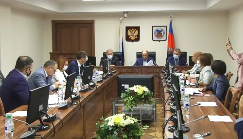 Это финал: о чем будет последняя сессия седьмого созыва АКЗС