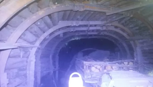 Один человек погиб при обрушении в шахте рудника в Алтайском крае