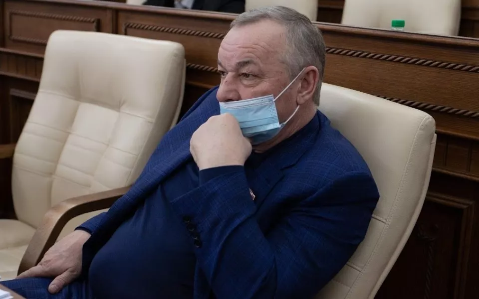 КПРФ засомневалась в достоверности собранных самовыдвиженцем Поповым подписей