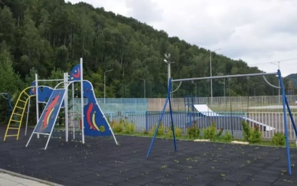 В Горно-Алтайске к осени обновят водяновскую площадку