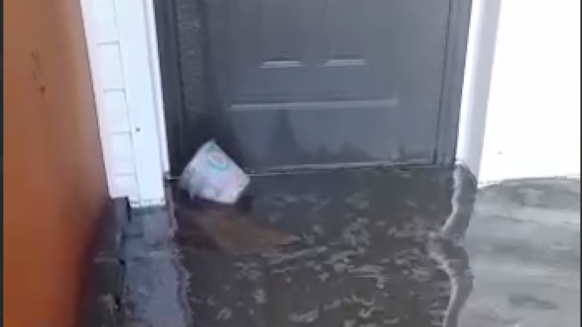 Жители улицы Кирова в Барнауле жалуются на подтопления после сильных ливней