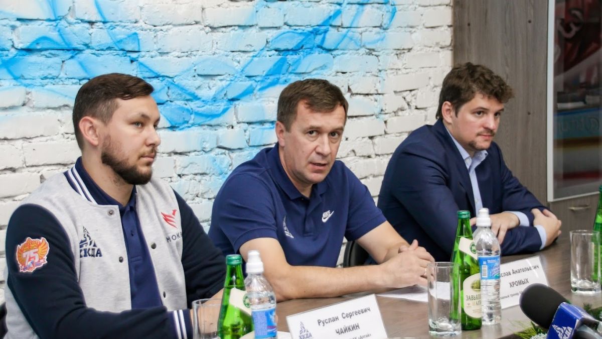 Хоккейный клуб "Динамо-Алтай" надеется на повышение в классе по итогам сезона