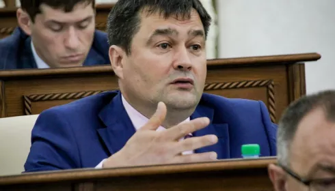Семенов из ЛДПР решил создать при своем комитете в АКЗС три экспертных совета