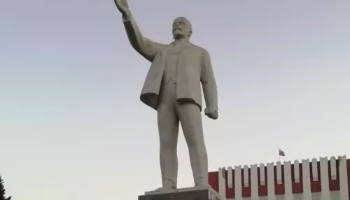 В Алтайском крае отремонтировали еще один памятник Ленину
