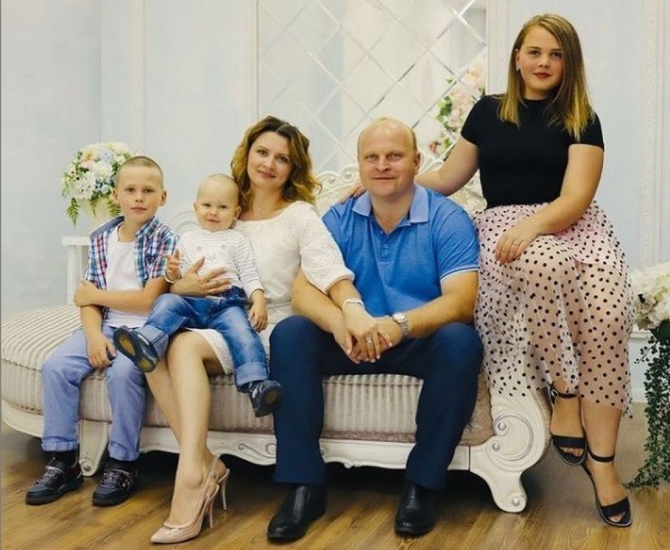 Николай Якушев и его семья