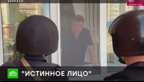 В Барнауле стоматолог напал на группу НТВ за съемки про изуродованную клиентку