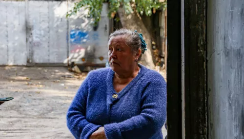 Страшно жить: барнаульская пенсионерка боится погибнуть в аварийном доме