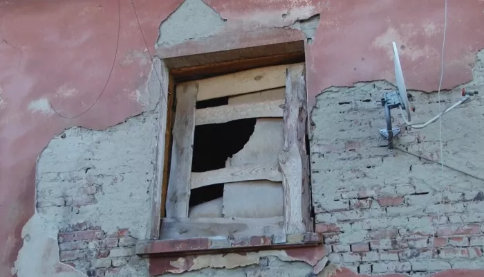 В Барнауле вновь попытаются расселить ветхий дом в переулке Колхозном