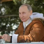 Путин отдыхает в сибирской тайге в компании Шойгу