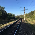 Поезд сбил мужчину на железнодорожных путях в Алтайском крае