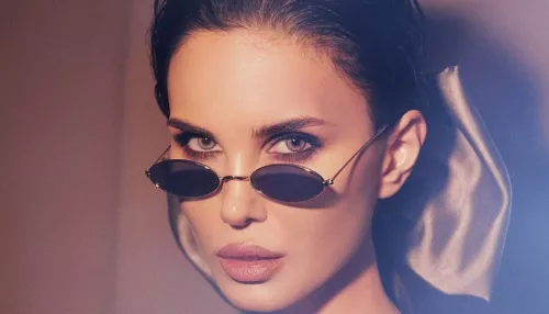 Экс-супруга скандального футболиста Мамаева похвасталась отсутствием образования