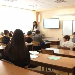 Более 90% школьных учителей в Алтайском крае привились от COVID-19