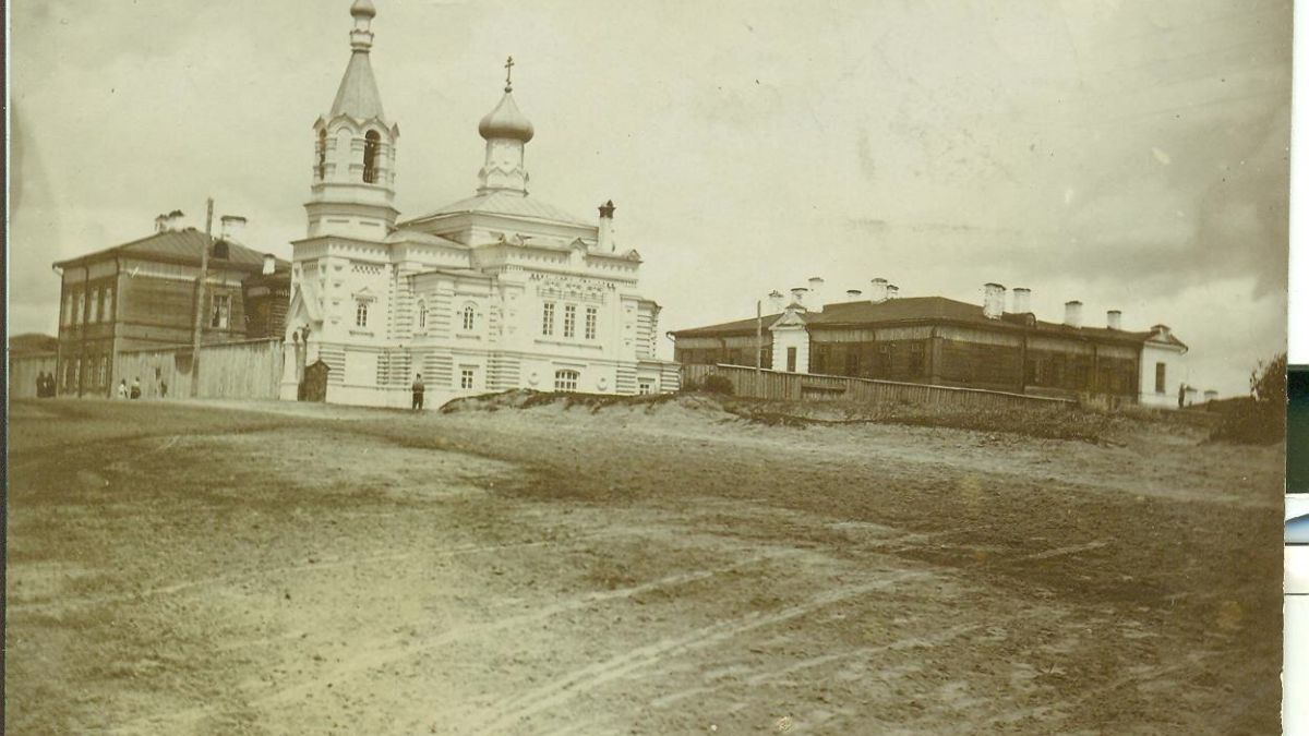 Царская тюрьма на пр. Сибирском, 36