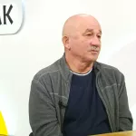 Тренер Владимир Кобзев рассказал о хоккее на траве и будущем Коммунальщика