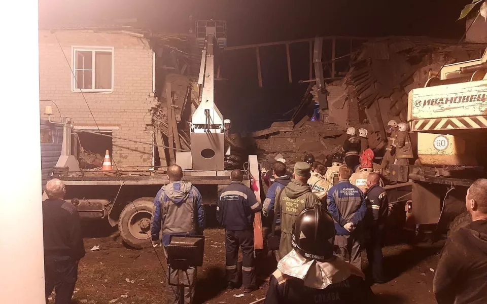 Три человека, в том числе ребенок, погибли при взрыве газа в Ельце