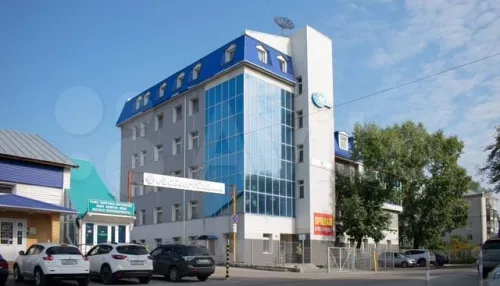 В Барнауле выставили на продажу здание обанкротившегося вуза