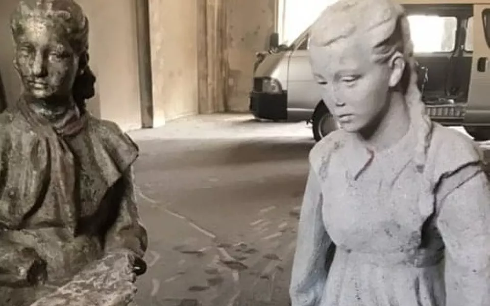 Пропавшие из барнаульского двора Школьницы нашлись