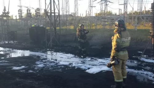 Пожарные ликвидировали горение на трансформаторе в Барнауле