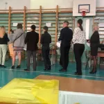 Это традиция: Акимова объяснила массовые очереди на избирательных участках