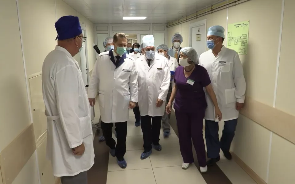 Врачебное сообщество Барнаула продолжает обсуждать визит главы Минздрава РФ