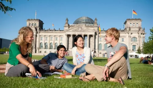 В Новосибирске пройдет очная образовательная выставка Обучение за рубежом