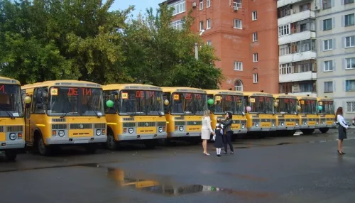 Алтайский минтранс поедет по районам, где не могут запустить новые автобусы