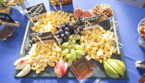 Фоторепортаж. Как прошли экскурсии к алтайским сыропроизводителям