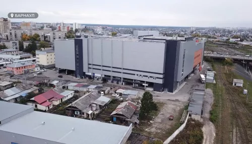 Оргии, беспредел и многочисленные поджоги происходят в центре Барнаула