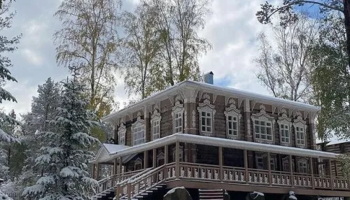 Зимняя сказка: первый снег ненадолго засыпал Белокуриху
