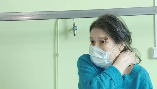 Бабушка, которая месяц прожила в барнаульской больнице, покинула лечебницу