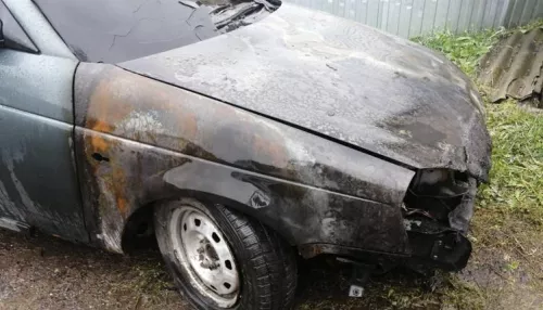 В Алтайском крае задержали подозреваемого в поджоге машины полицейского