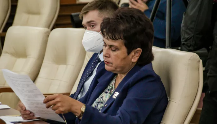 Уголовное дело экс-главы Первомайского района Фроловой ушло в суд