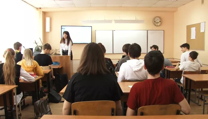 С Днем учителя! Поздравления любимым педагогам в стихах и прозе