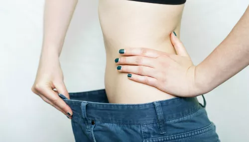 Диетолог назвала резкое изменение веса признаком серьезных заболеваний