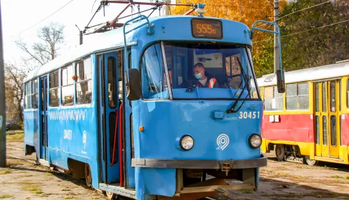 Прибывшие в Алтайский край собянинские трамваи пустят на линию после ремонта