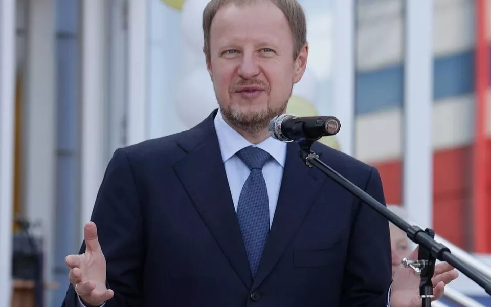 Опытный Томенко в День отца пожелал мужчинам Алтайского края терпения