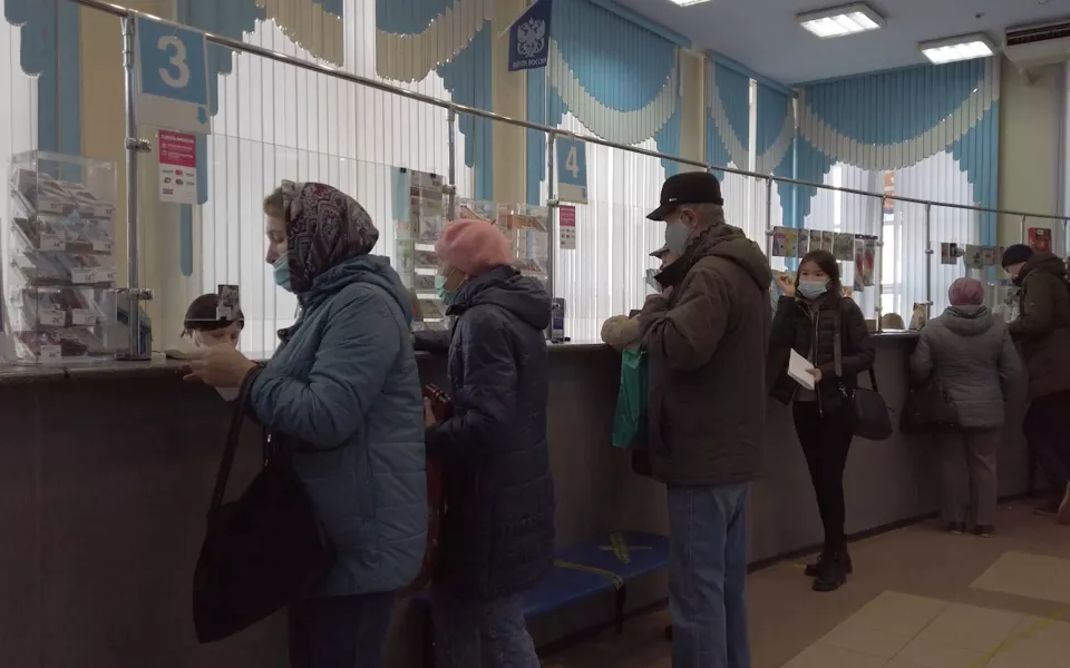 Придется подождать: барнаульцы жалуются на доставку посылок из-за границы