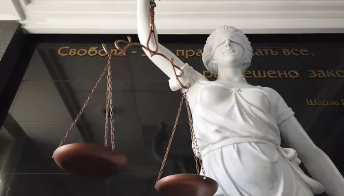 Суд смягчил наказание экс-зампрокурора Новосибирской области по делу о взятках