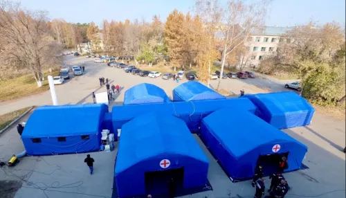 В Новосибирской области установили надувной ковидный госпиталь