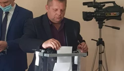 Коммунист Марин возглавил собрание депутатов Каменского района