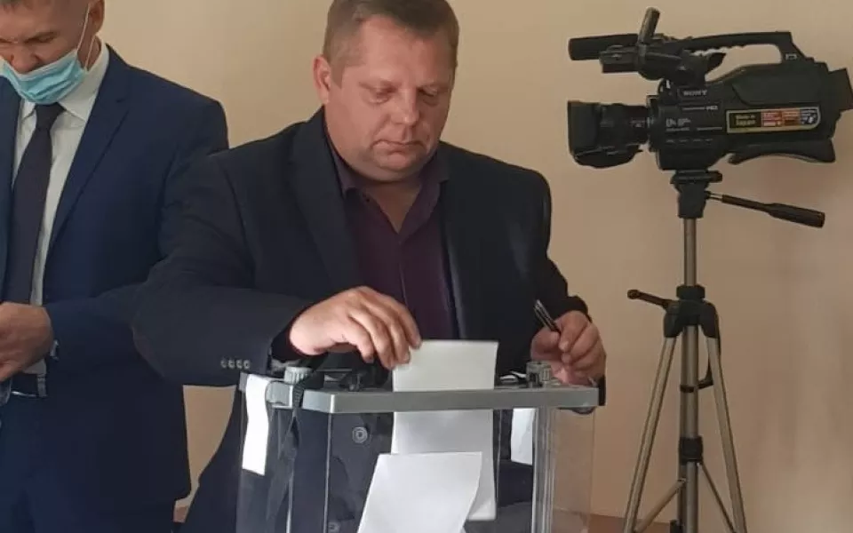 Коммунист Марин возглавил собрание депутатов Каменского района