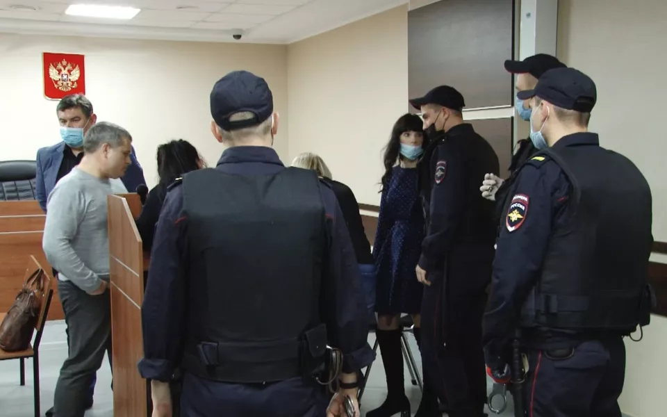 Суд вынес жесткий приговор алтайским фигурантам макового дела