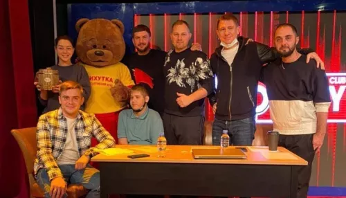 Резиденты Comedy Club исполнили мечту мальчика из Барнаула